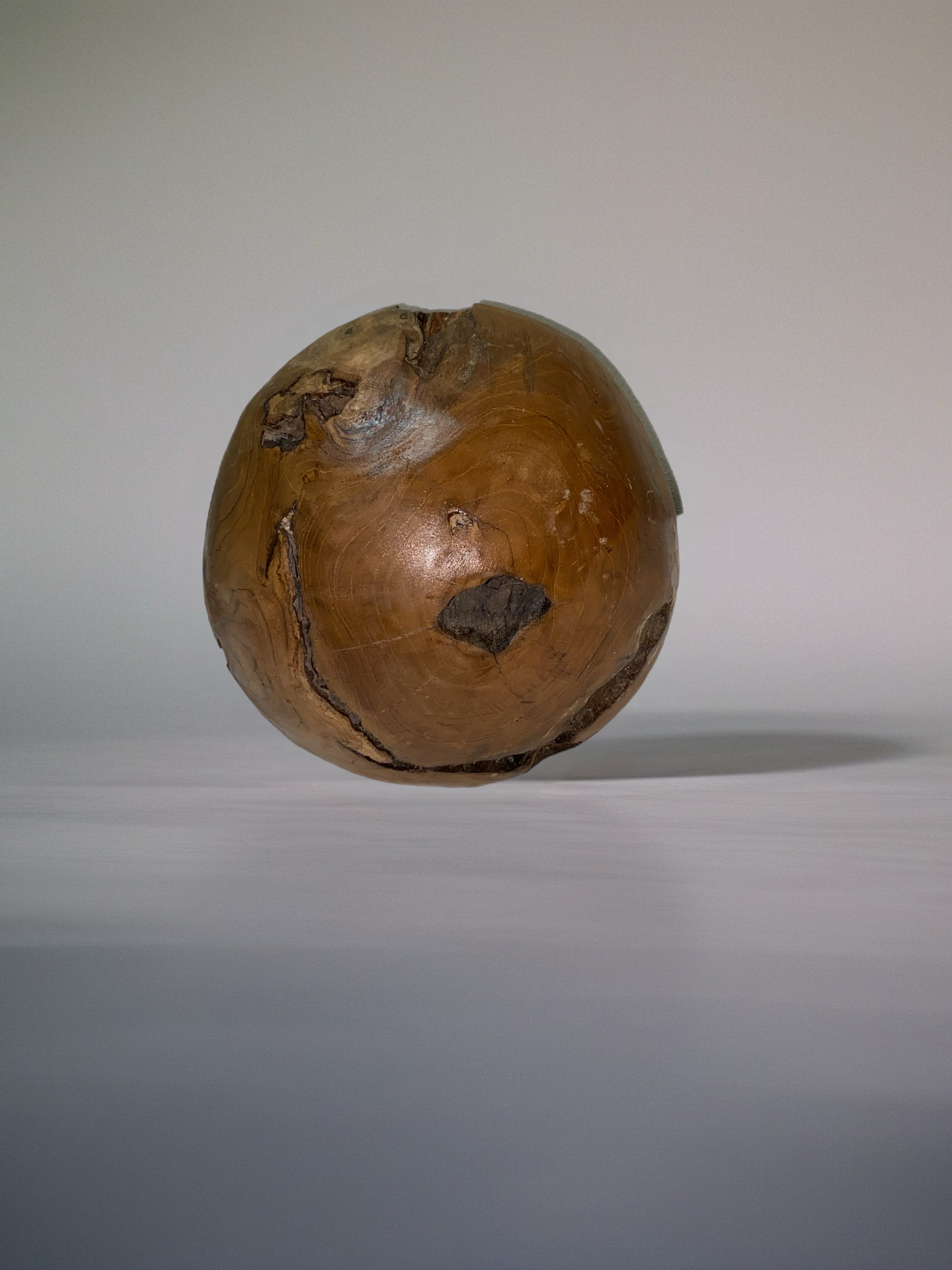 JAV 76 WOOD EROSION BALL MED 44278 Image